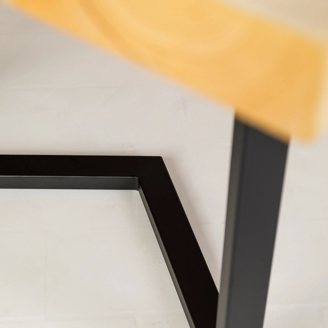 Massivholztisch "Schwarzwaldkraft" – hell, gerade Kante, Metallgestell, in verschied. Größen