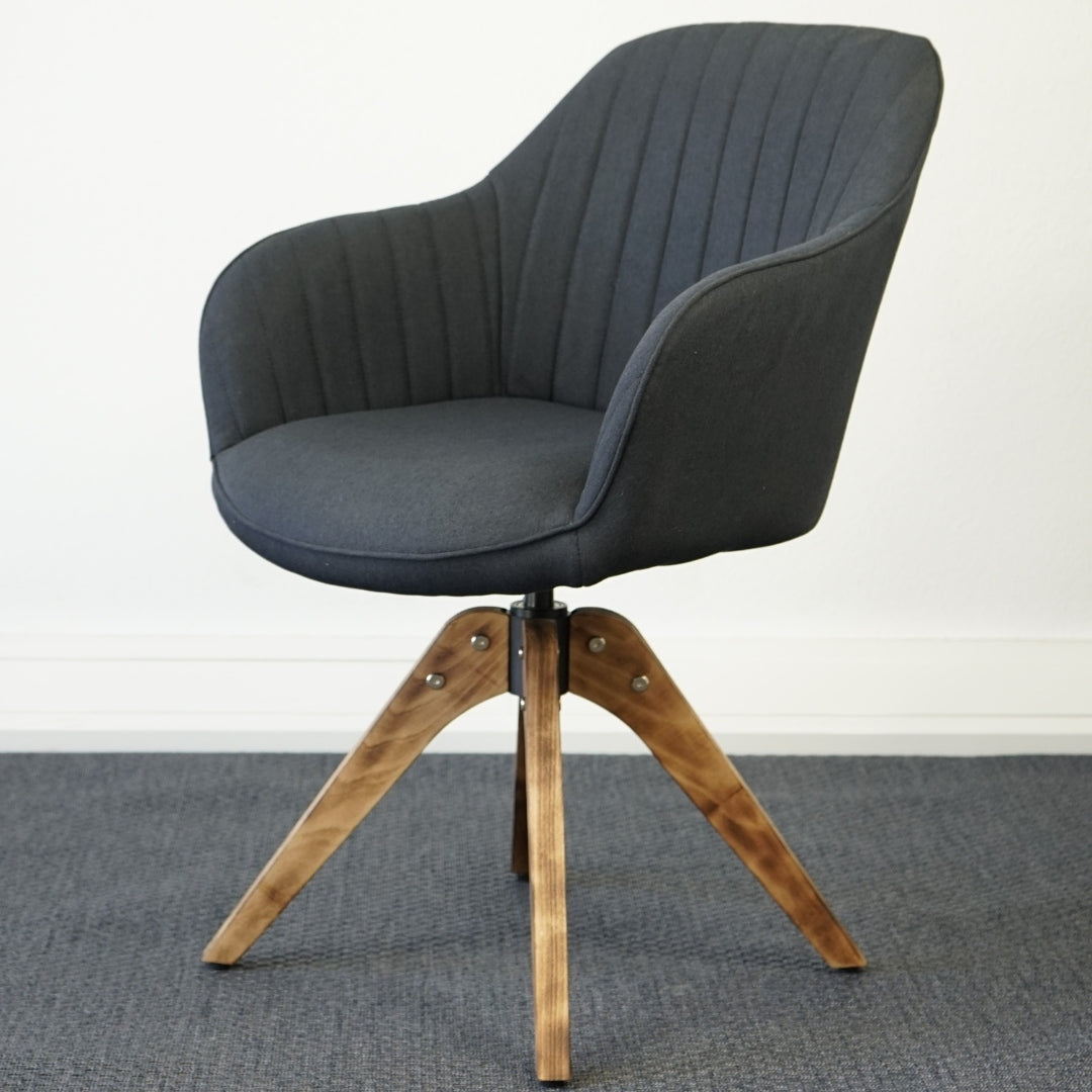 Vintage Drehstuhl "Waldgeist" – modern, beweglich, mit Charakter