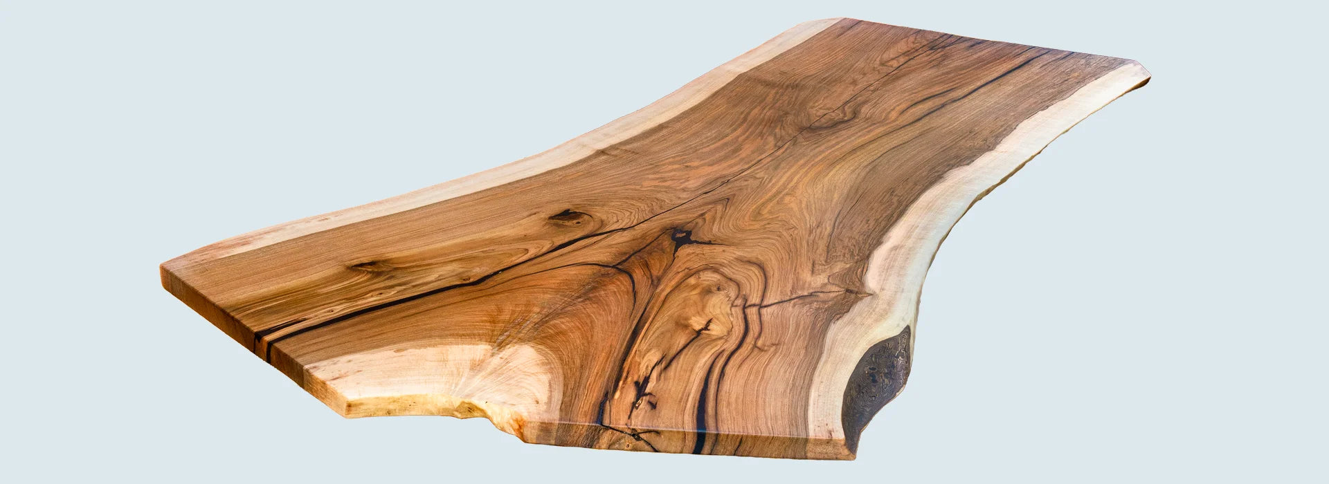 Nussbaum-Tischplatte aus der Premium Kollektion