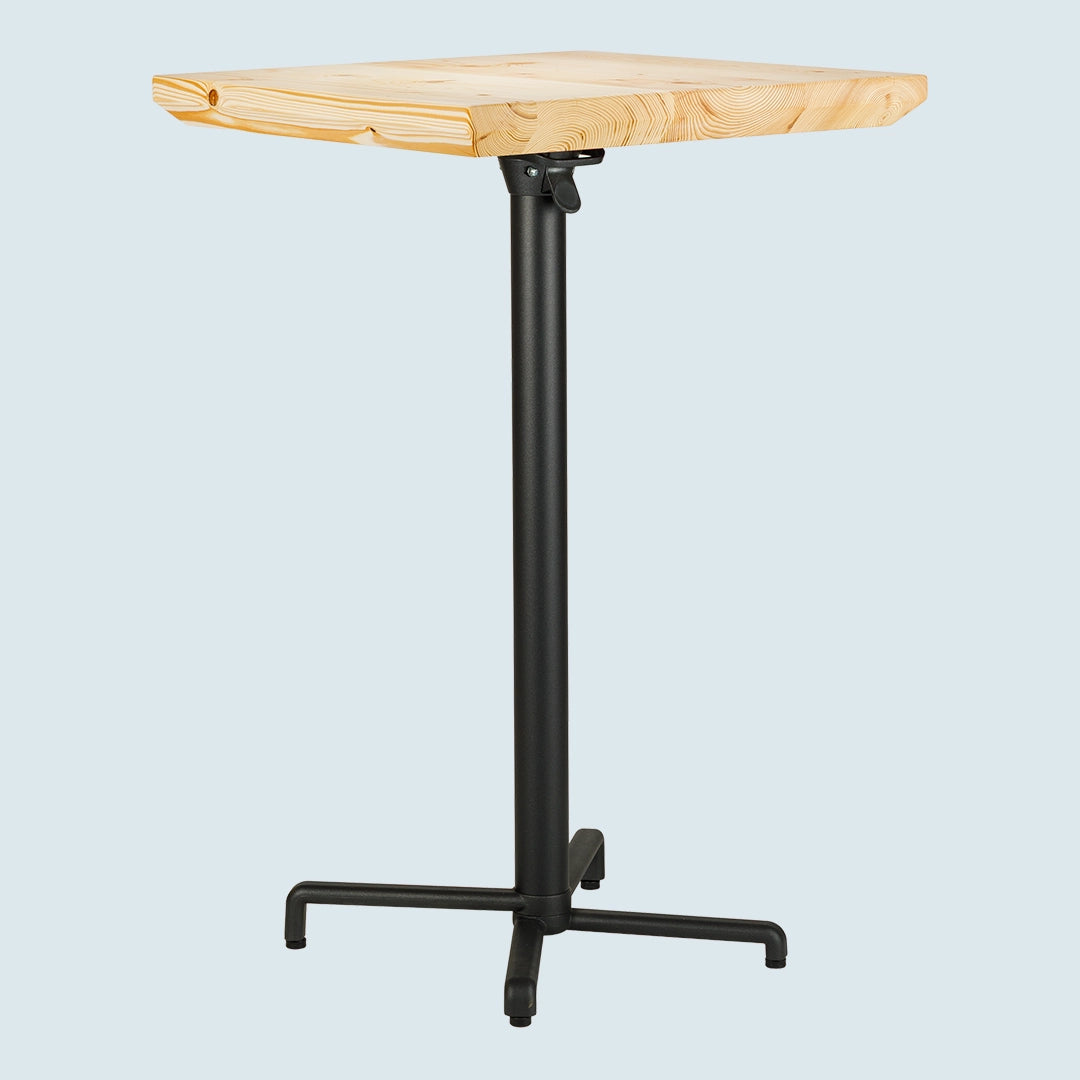 Klappbarer Gastro-Stehtisch "Prost" aus Massivholz - hell, Schweizer Kante, Metallgestell