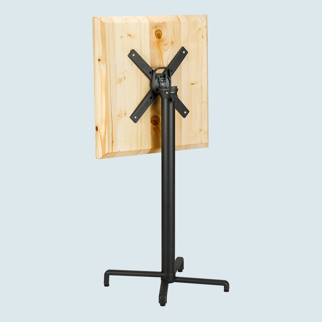 Klappbarer Gastro-Stehtisch "Prost" aus Massivholz - hell, Schweizer Kante, Metallgestell